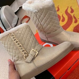 Golden Guess Boots !! ✨